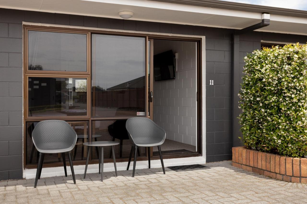 Cobblestone Court Motel - Wenzel Motels Тауранга Экстерьер фото